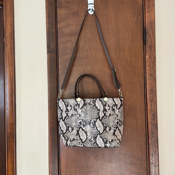 Italian made snake skin pattern leather tote bag - bought straight from Italy - Picture 3 of 6